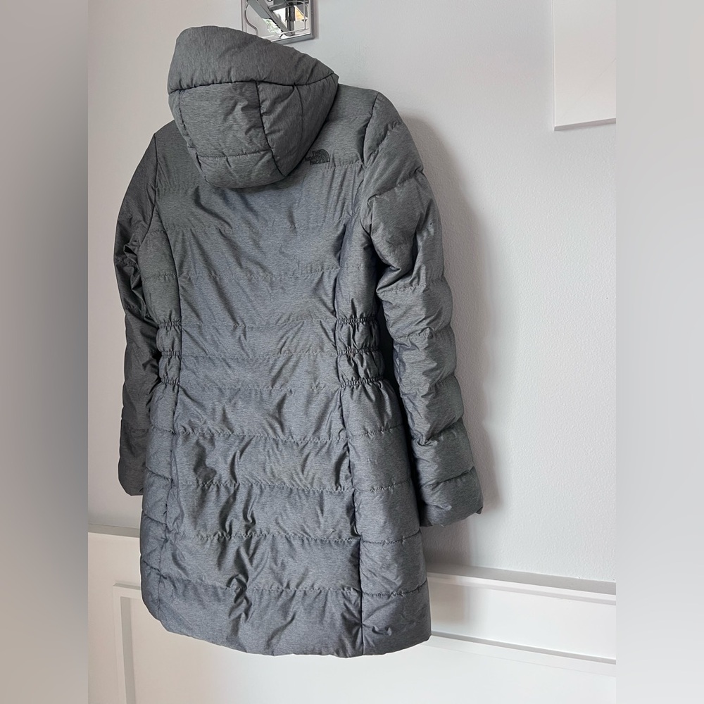 The North Face Women's Charcoal Puffer Jacket - Picture 6 of 14